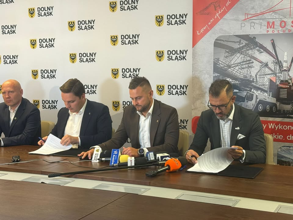 Podpisaliśmy kolejną umowę – budujemy most w Miliczu!