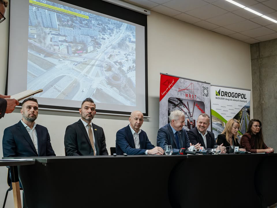 Podpisanie umowy na realizację metropolitarnej drogi rowerowej w Sosnowcu
